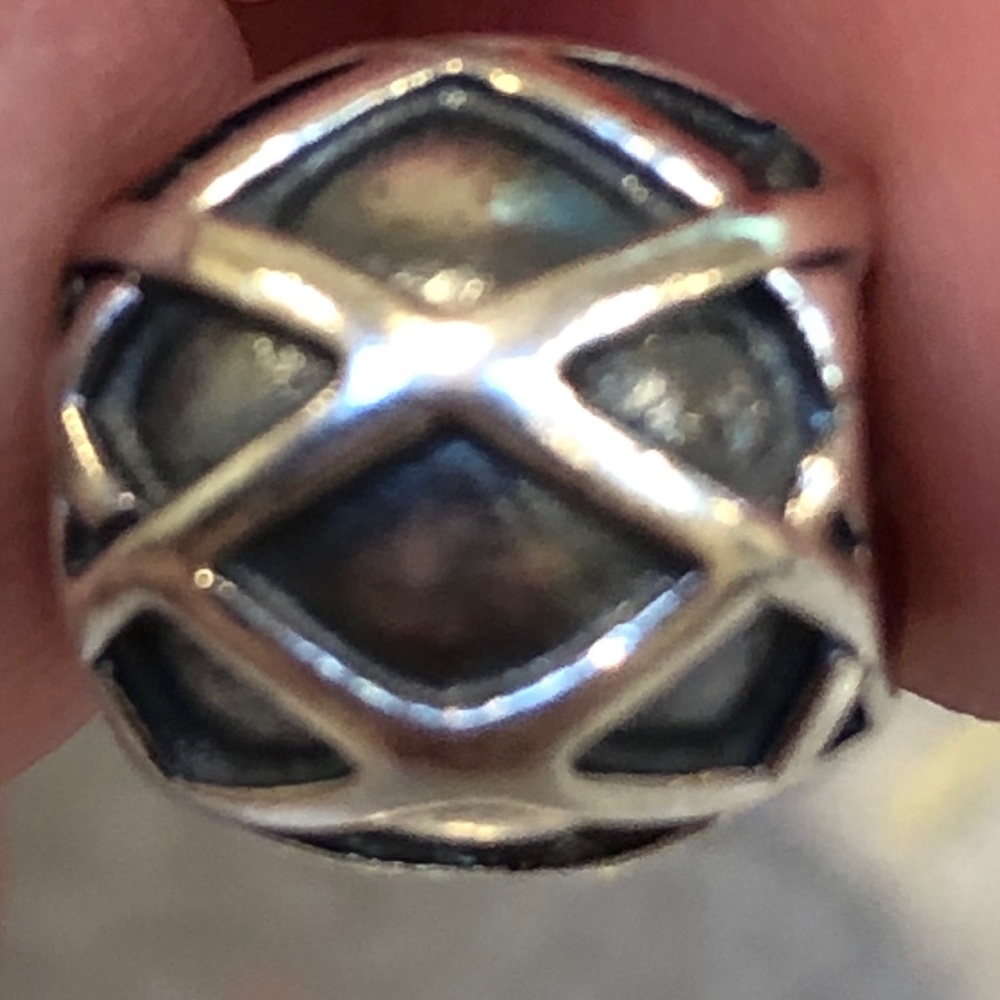 Authentic Pandora‎ sterling silver bead